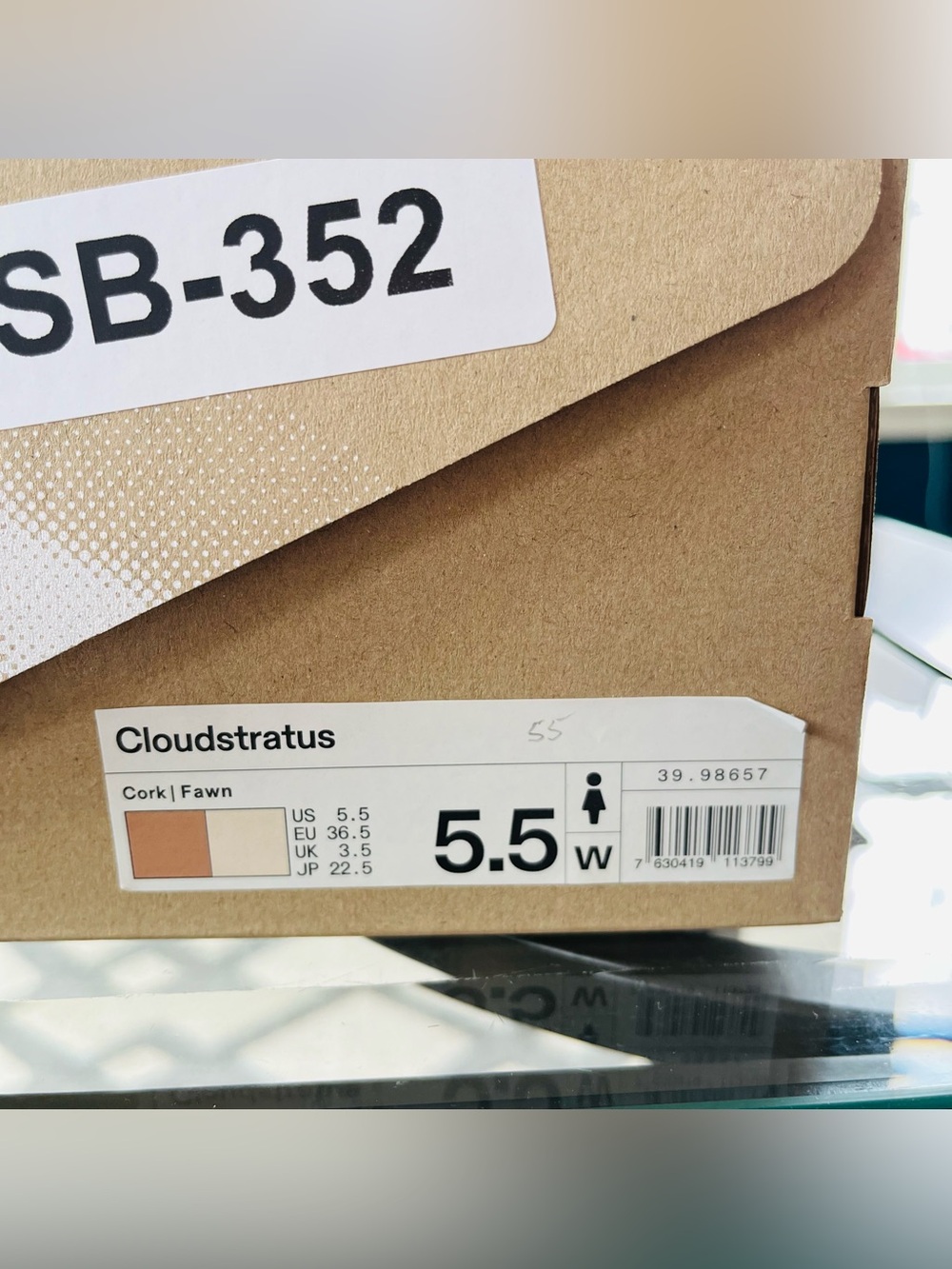 Sz 5.5 On Cloudstratus Women's Athletic Running Shoes Cork/Fawn (39.98657) - Picture 7 of 7